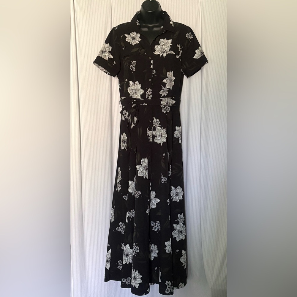 Banana Republic Maxi Dress Short Sleeve Black w/ Floral Print Button Down Size 4